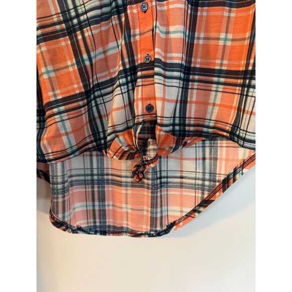 New York Laundry Medium Long sleeve button down top, ties at waist sz medium - Picture 2 of 4